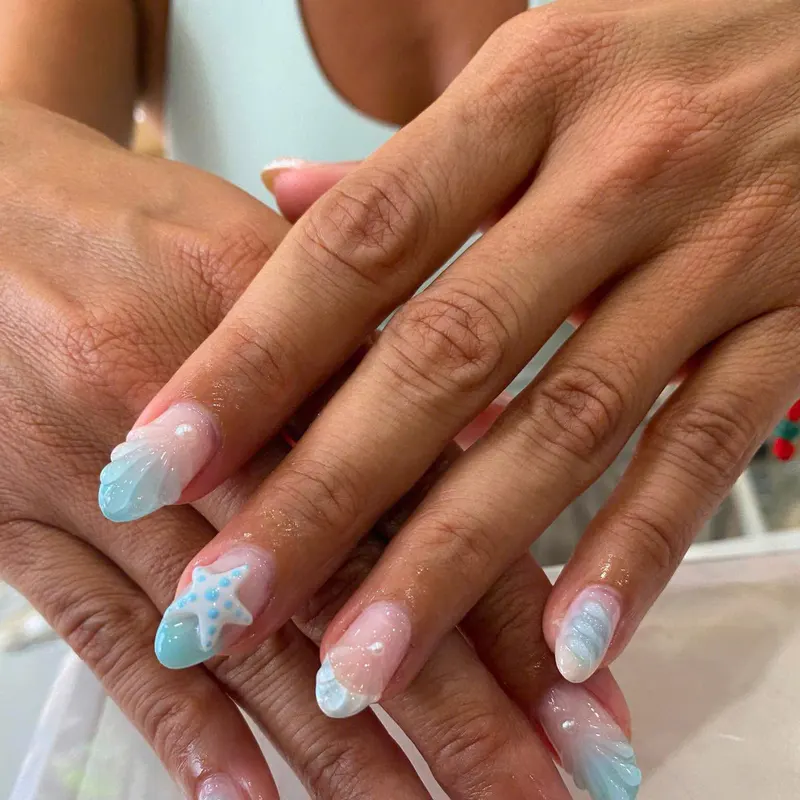 LENA Nails & Beauty Da Nang — Magnetic Water-Glow Gel · 320K